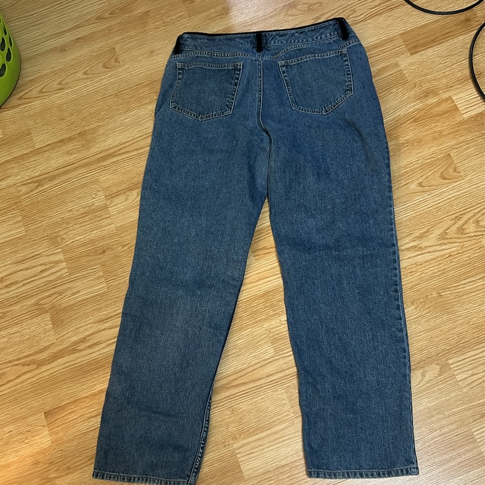 Jeans - Picture 2 of 3